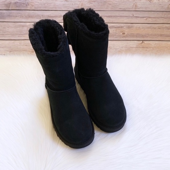 UGG Bailey Corduroy Bow Boots In Black - Picture 5 of 8